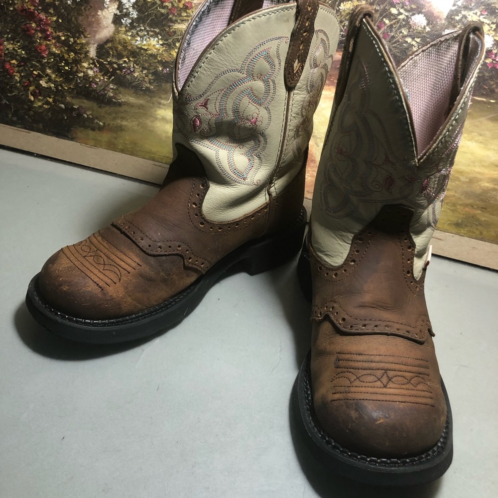 Justin women’s boots sz 9 B
